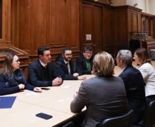 Visita do governador e comitiva da Cultura em Paris, na França