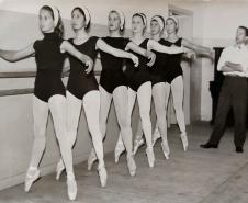 Escola de Dança em 1958