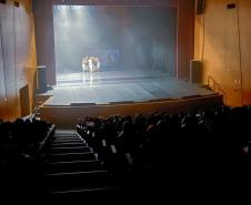 baçé teatro guaíra no palco