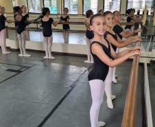 Turma da EDTG em uma das salas de aula no Centro Cultural Teatro Guaíra