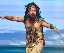 Marco Luque em seus personagens 