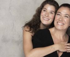 A atriz Lilia Cabral e a filha Giulia Bertolli