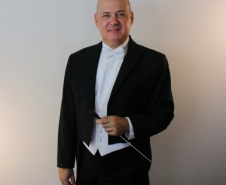Maestro Claudio Cruz