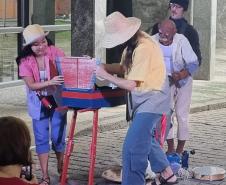 Apresentação do Espetáculo Memórias d' Omar
