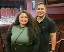 Quezia de Andrade Souza e Jociclei de Souza viajaram de Manaus a Curitiba e fizeram questão de incluir um concerto da Orquestra Sinfônica do Paraná (OSP) no roteiro de férias