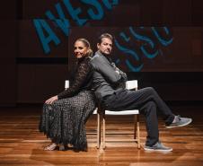 “Avesso do Avesso” reúne no palco pela primeira vez  Heloisa Périssé e Marcelo Serrado no Teatro guaíra