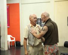 Ensaio do espetáculo  "Gregor - uma jornada patética" pela G2 Cia de Dança Teatro Guaíra  