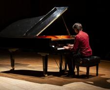 Rock ao Piano celebra os 50 anos de 1975 no Guairinha