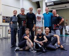 Elenco de “Gregor – uma odisseia patética”, nova peça do G2 que estreia nesta semana