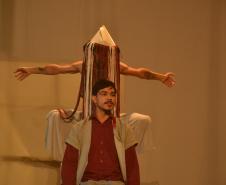 "Fragmentos Murakami" estreia no Teatro José Maria Santos com entrada gratuita