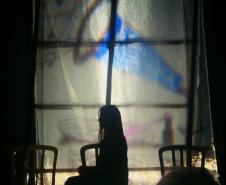 "Fragmentos Murakami" estreia no Teatro José Maria Santos com entrada gratuita