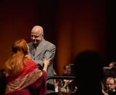 Público de mais de quatro mil pessoas  lotam o Guairão  no  Segundo Concerto da Série Ouro da   Orquestra Sinfônica do Paraná 