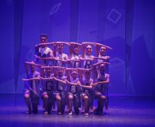 ALGO/RITMO: novo espetáculo da Escola de Dança Teatro Guaíra  lotou todas as sessões. 