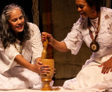 "Enquanto contava, Chico Rei" estreia em curta temporada no Teatro Zé Maria