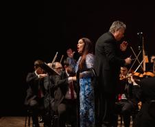 Casa cheia: Orquestra Sinfônica do Paraná emociona com obras de Strauss e convidados internacionais no Guairão