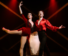 Ilusionista Maicon Clenk apresenta no Guairão: “O Grande Show De Mágica”,  homenagem a história do ilusionismo