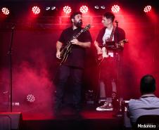 Saulo Soull com Gustavo Arthury apresentam “Canções para Teatro” no Miniauditório 