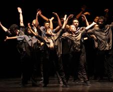 Balé Teatro Guaíra apresenta “Stol” e “V.I.C.A.” no Guairinha