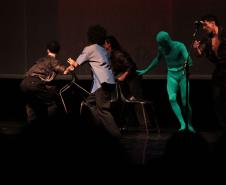 Balé Teatro Guaíra apresenta “Stol” e “V.I.C.A.” no Guairinha
