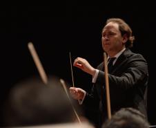 Mais de 1,3 mil pessoas assistem ao Concerto da Orquestra Sinfônica do Paraná com obras de Prokofiev