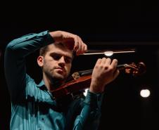 Mais de 1,3 mil pessoas assistem ao Concerto da Orquestra Sinfônica do Paraná com obras de Prokofiev