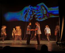 Balé Teatro Guaíra lota duas apresentações em Jacarezinho e emociona público do 20º Festival EnCena