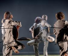 Balé Teatro Guaíra conquista crítica dinamarquesa em turnê internacional