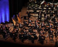 Apresentação do concerto de 40 anos da Orquestra Sinfônica do Paraná. 