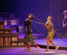 A G2 Cia de Dança Teatro Guaíra levará o espetáculo “GAG – Uma livre adaptação de Heinrich Von Kleist sobre o Teatro de Marionetes” ao Festival de Dança de Londrina, no dia 07 de outubro. 