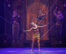 A G2 Cia de Dança Teatro Guaíra levará o espetáculo “GAG – Uma livre adaptação de Heinrich Von Kleist sobre o Teatro de Marionetes” ao Festival de Dança de Londrina, no dia 07 de outubro. 