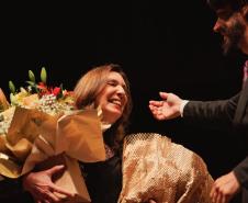 Emoção e despedida marcam concerto da Orquestra Sinfônica do Paraná que teve como tema a amizade