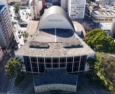 Entrega da reforma do telhado do Teatro Guaíra / parceria da AUDI - Apresentação de Ballet para 600 crianças de escolas públicas.