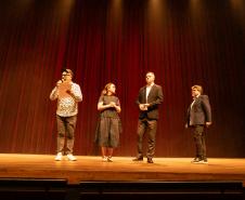 Entrega da reforma do telhado do Teatro Guaíra / parceria da AUDI - Apresentação de Ballet para 600 crianças de escolas públicas.