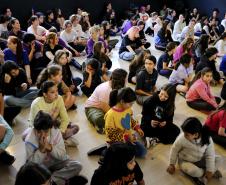 Mob Centro Artístico apresenta “A Fábrica dos Sonhos” no Guairão