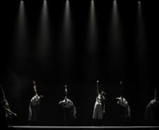 Balé Teatro Guaíra emociona plateia lotada na abertura do Festival de Dança de Londrina