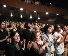 Balé Teatro Guaíra emociona plateia lotada na abertura do Festival de Dança de Londrina