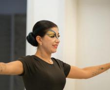  Escola Kaesemodel de Danças apresenta "Homenagem ao Cirque du Soleil" no Guairinha