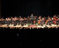 Orquestra Sinfônica do Paraná abre o Festival de Música de Maringá e encanta o público