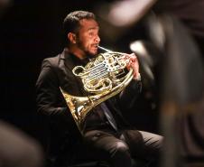 Orquestra Sinfônica do Paraná abre o Festival de Música de Maringá e encanta o público