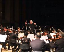 Orquestra Sinfônica do Paraná abre o Festival de Música de Maringá e encanta o público