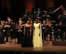 Concerto com Ópera de Paris e Orquestra Sinfônica do Paraná emocionou o público que lotou o auditório Bento Munhoz da Rocha Neto na noite desta quarta-feira (08). 
