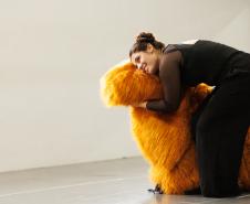 "Maria em Busca de Hovy": espetáculo para crianças celebra cultura paranaense no Teatro Guaíra