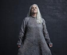 Ficções: Monólogo estrelado por Vera Holtz retorna a Curitiba