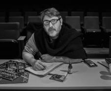 Paraná se despede de Mauricio Vogue, um dos grandes nomes do teatro e da música paranaense.