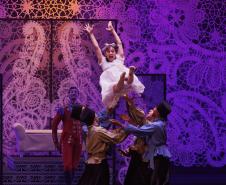 “O Quebra-Nozes”: montagem do Teatro Guaíra emociona plateia lotada na primeira noite de apresentação