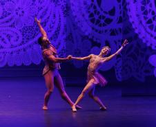 “O Quebra-Nozes”: montagem do Teatro Guaíra emociona plateia lotada na primeira noite de apresentação
