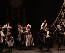 “O Quebra-Nozes”: montagem do Teatro Guaíra emociona plateia lotada na primeira noite de apresentação