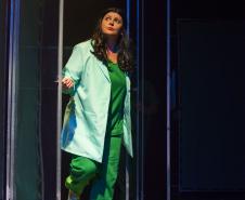 Grupo Antropofocus apresenta comédia "Pela Hora da Morte" no Teatro Zé Maria