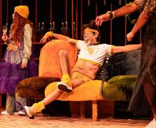 Sucesso de crítica e público a tragicomédia  "Humanismo Selvagem" chega ao Guairinha