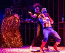 Sucesso de crítica e público a tragicomédia  "Humanismo Selvagem" chega ao Guairinha